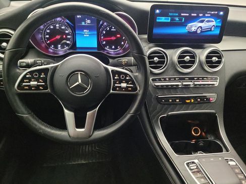 Used 2021 Mercedes-Benz GLC 300 4MATIC image 22