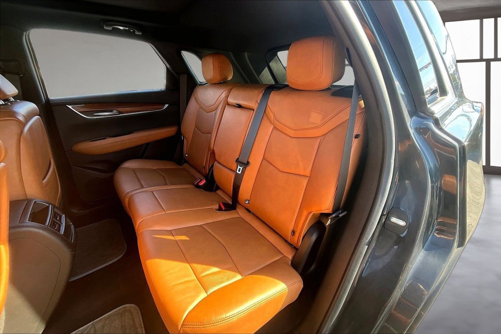 Used 2020 Cadillac XT5 Premium Luxury FWD image 26