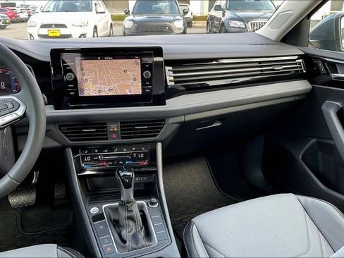 New 2025 Volkswagen Jetta SEL FWD image 8