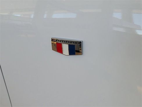 Used 2018 Chevrolet Camaro LT image 6
