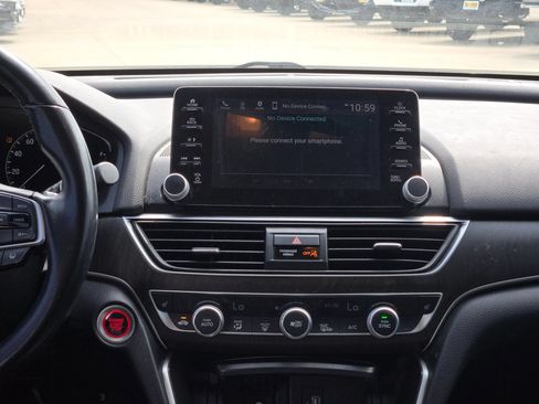 Used 2018 Honda Accord EX-L image 17