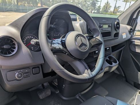 New 2025 Mercedes-Benz Sprinter 3500 image 5