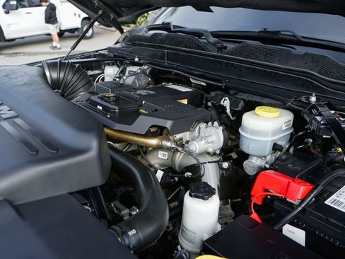 Used 2021 RAM 2500 Big Horn w/ Level B Equipment Group image 15