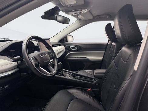 Used 2022 Jeep Compass Limited AWD/4WD image 10