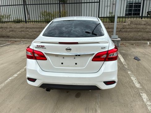 Used 2019 Nissan Sentra SR FWD image 18