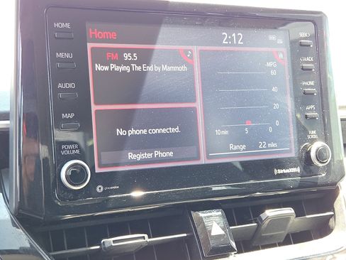 Used 2022 Toyota Corolla LE image 10