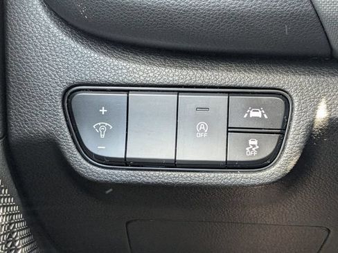 Used 2023 Kia Seltos LX AWD/4WD image 25