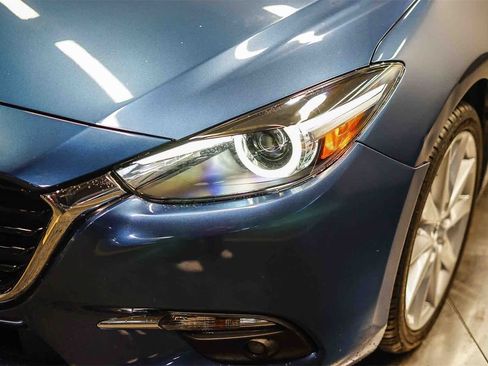 Used 2017 MAZDA MAZDA3 Grand Touring w/ Premium Equipment Package image 7