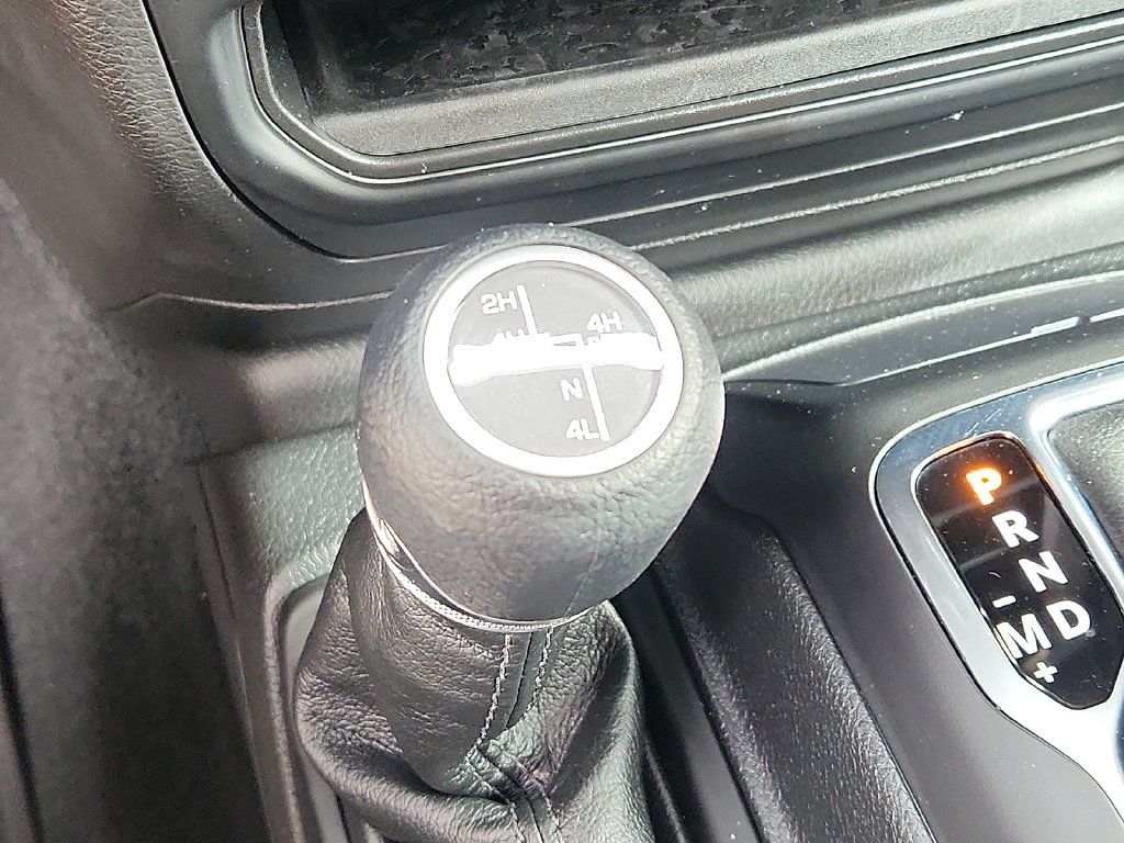 Used 2023 Jeep Wrangler Unlimited w/ Cold Weather Group AWD/4WD image 23