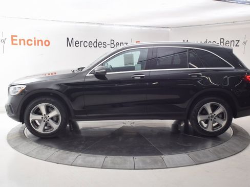 Certified 2022 Mercedes-Benz GLC 300 image 3