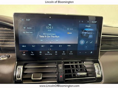 Certified 2023 Lincoln Navigator Black Label image 27