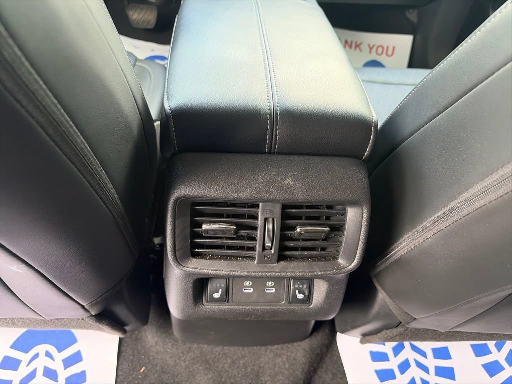 Used 2025 Nissan Murano Platinum w/ Cargo Package AWD/4WD image 13