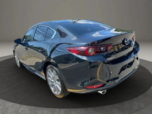 Used 2023 MAZDA MAZDA3 s FWD image 7