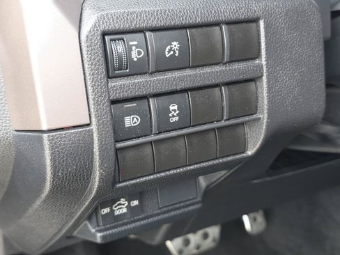 Used 2024 Toyota Tacoma TRD Sport AWD/4WD image 21