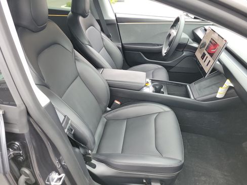 Used 2025 Tesla Model 3 Long Range RWD image 21
