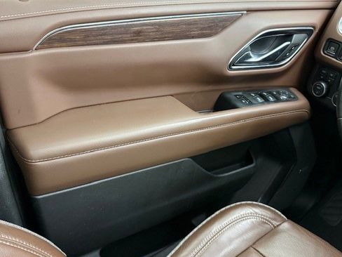 Certified 2024 Chevrolet Suburban High Country image 35