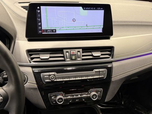 Certified 2023 BMW X2 xDrive28i w/ Edition Goldplay image 17