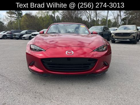 Used 2020 MAZDA MX-5 Miata RF Grand Touring image 2