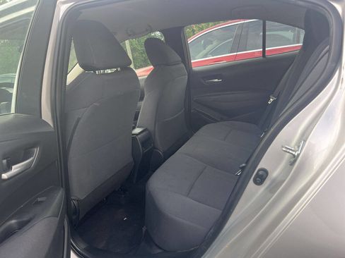 Used 2020 Toyota Corolla LE FWD image 17
