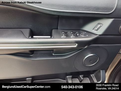 Used 2019 Ford Expedition Max XLT w/ Equipment Group 201A AWD/4WD image 20