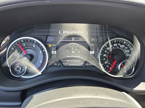 Used 2023 RAM 3500 Laramie AWD/4WD image 21