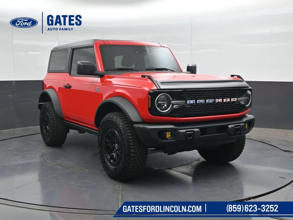 Used 2023 Ford Bronco Black Diamond w/ Sasquatch Package AWD/4WD image 4