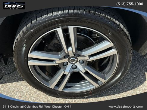 Used 2020 Volvo XC60 T5 Momentum w/ Protection Package Premier AWD/4WD image 52