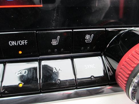 New 2026 GMC Canyon AT4X w/ AT4X AEV Edition image 19