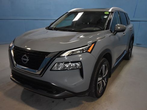 Used 2023 Nissan Rogue SL w/ SL Premium Package image 27