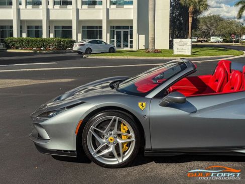 Used 2021 Ferrari F8 Tributo image 45