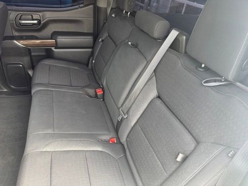 Used 2020 Chevrolet Silverado 1500 LT Trail Boss w/ Convenience Package AWD/4WD image 8