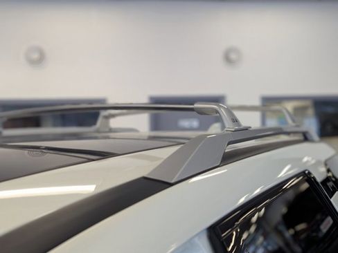 Certified 2024 Nissan Pathfinder SL w/ SL Premium Package image 28