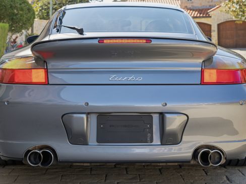 Used 2001 Porsche 911 Turbo AWD/4WD image 30