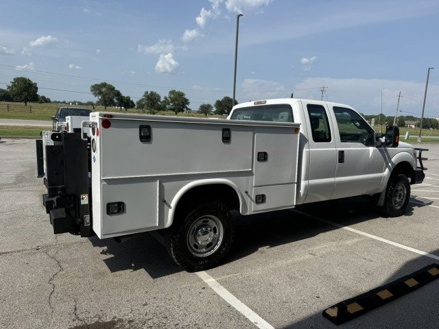 Used 2015 Ford F350 XL AWD/4WD image 2