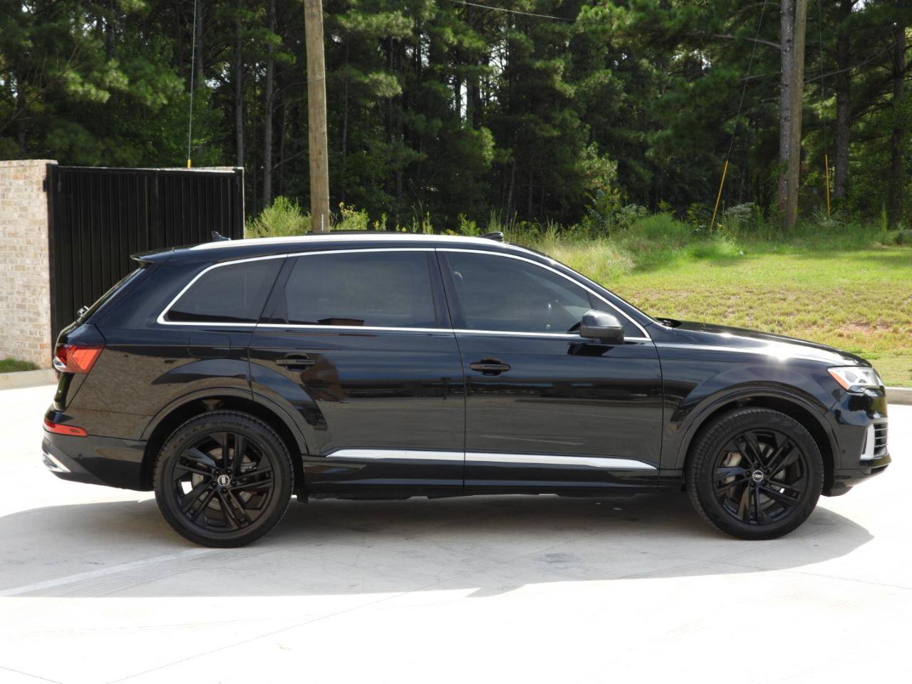 Used 2022 Audi Q7 3.0T Premium Plus AWD/4WD image 45