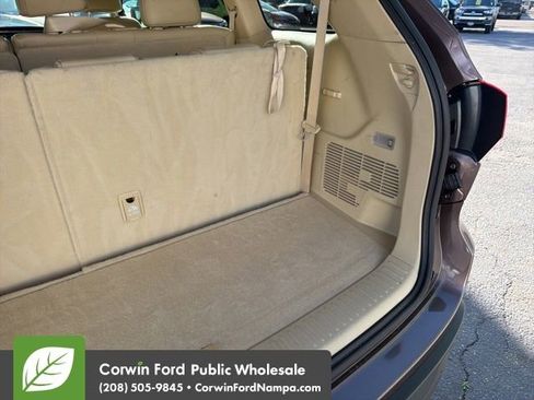 Used 2017 Toyota Highlander XLE w/ Carpet Mat Package AWD/4WD image 32