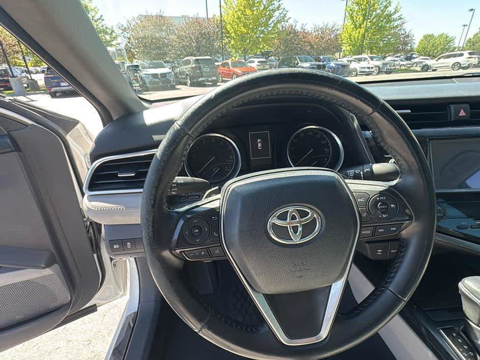 Used 2018 Toyota Camry SE w/ Protection Package (Q2) FWD image 25