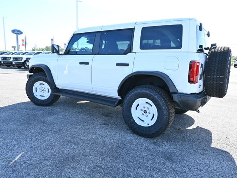 New 2026 Ford Bronco Heritage Edition image 7