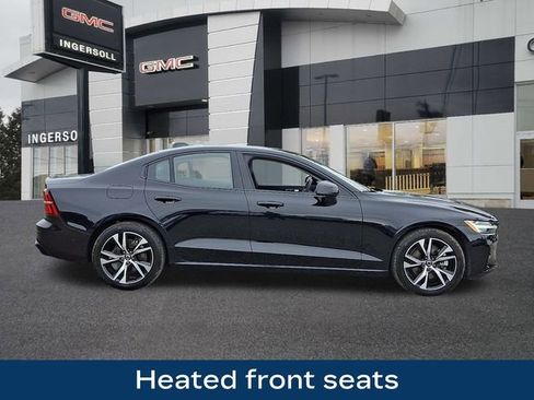 Used 2024 Volvo S60 B5 Plus image 9