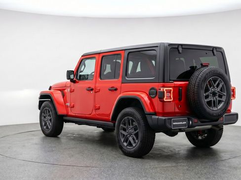 Used 2025 Jeep Wrangler Unlimited Sport AWD/4WD image 6