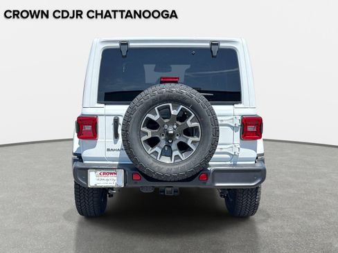 New 2026 Jeep Wrangler Unlimited Sahara AWD/4WD image 5