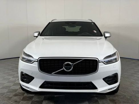 Used 2019 Volvo XC60 T5 R-Design w/ Protection Package FWD image 11