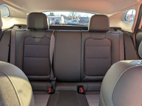 Used 2024 Chevrolet Trax LT w/ Driver Confidence Package image 16