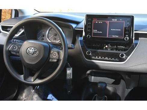 Used 2020 Toyota Corolla LE image 17