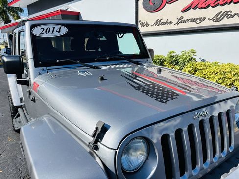 Used 2014 Jeep Wrangler Unlimited Sahara w/ Connectivity Group image 23