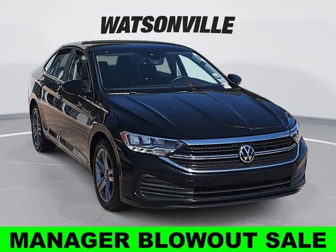 Used 2024 Volkswagen Jetta SE FWD image 1