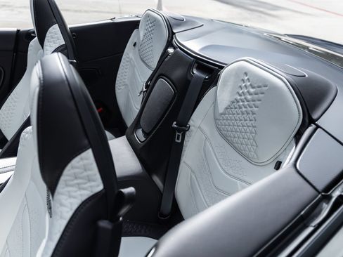 Used 2023 Aston Martin DBS Superleggera Volante RWD image 27