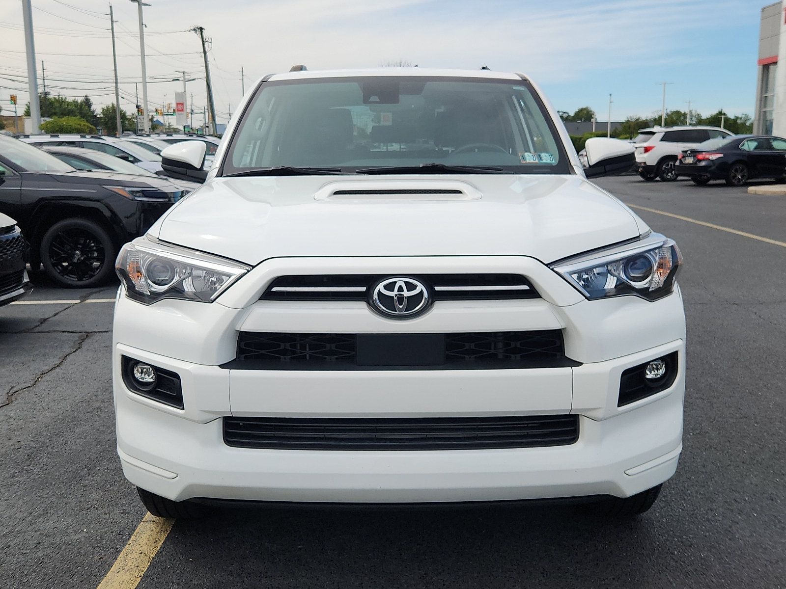 Used 2023 Toyota 4Runner TRD Sport AWD/4WD image 2