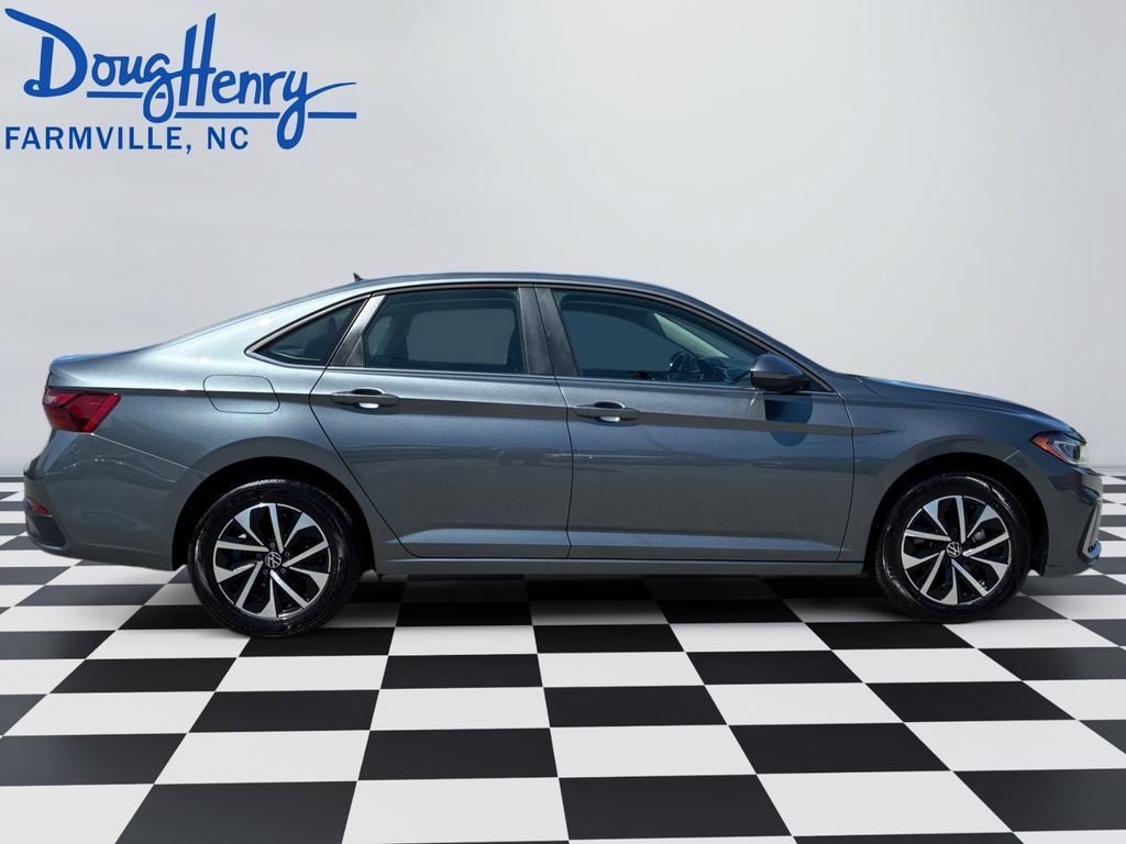 Used 2025 Volkswagen Jetta S FWD image 6