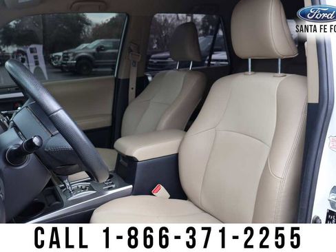 Used 2022 Toyota 4Runner SR5 Premium image 12